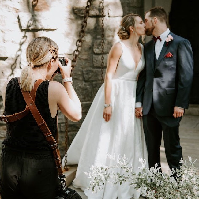 wedding photographers instagram social